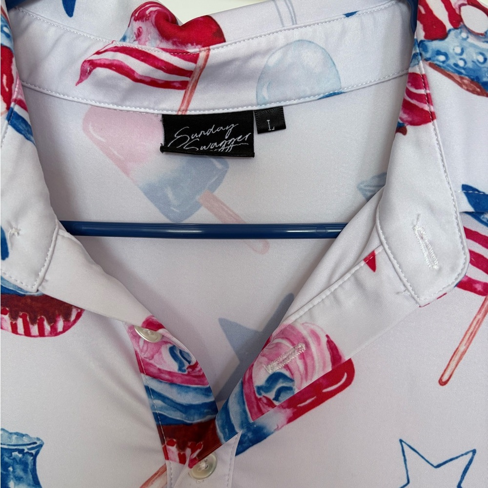 Men's Sunday Swagger Red & Blue Patriotic Print Shirt - Picture 2 of 3